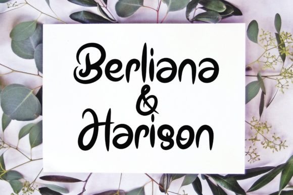 Delight Font Poster 3