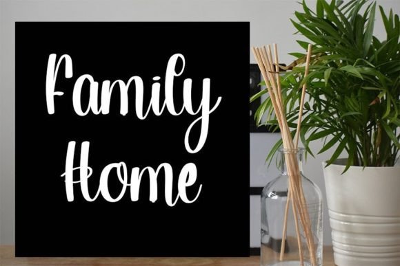 Family Time Font Poster 2