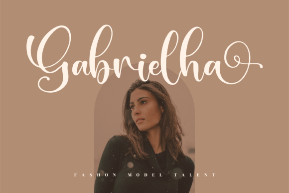 Sunshine Gabriela Font Poster 3