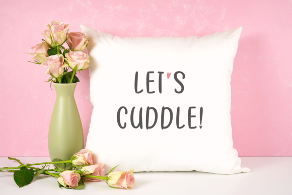 Warm Winter Cuddles Font Poster 5