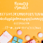 Beauty Smile Font Poster 5