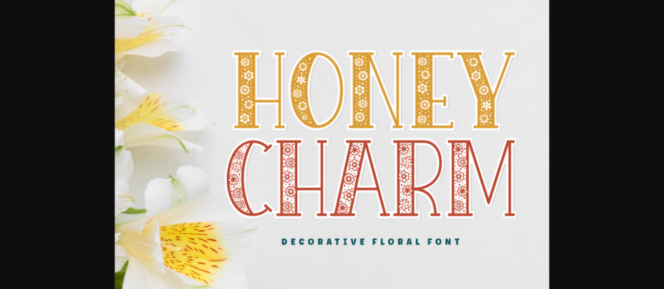 Honey Charm Font Poster 1