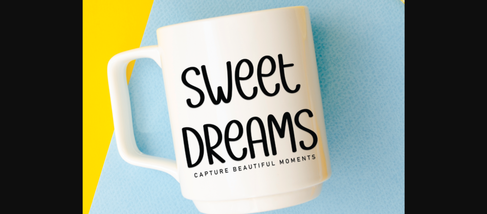 Sweet Dreams Font Poster 2