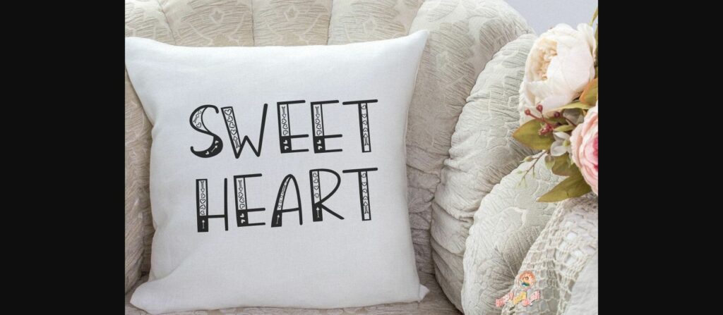 Sweet Heart Font Poster 4